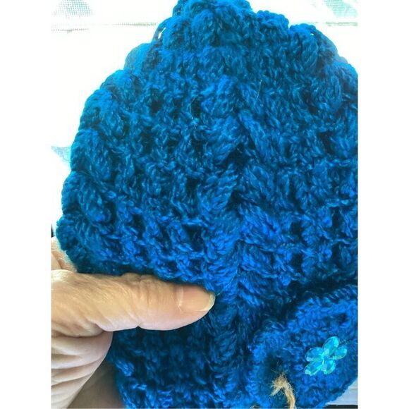 Glenna’s Beanie Handcrafted Crochet Adult Winter Turquoise Hat - Picture 3 of 4